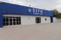 Imagen Con orden de aprehensión detienen a elemento del GRT en instalaciones de la Policía Municipal