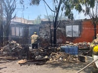 Imagen Se incendia domicilio en la colonia Niños Héroes de Gómez Palacio