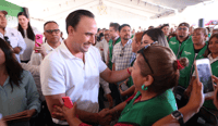 Imagen Gobernador Manolo Jiménez y alcaldes de Coahuila felicitan a las mamás coahuilenses