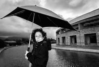 La escritora Pilar Quintana, ganadora del premio de novela Alfaguara 2021, retratada por Carlos Zárrate.