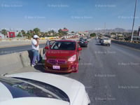 Imagen Se registra accidente vial sobre el puente Tlahualilo de Gómez Palacio