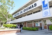 Celebran 33 años del Centro de Idiomas de la UAdeC en Torreón