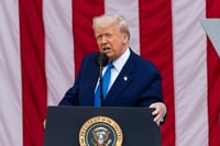 Imagen Donald Trump cancela nuevas entrevistas para visas a estudiantes