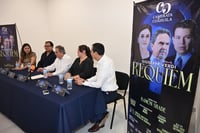 Preparados. En total, serán más de 200 artistas los que suban a escenario bajo la batuta del maestro Ramón Shade.
