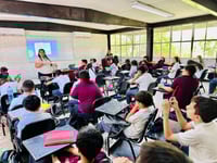 Imagen Llevan pláticas a planteles educativos para promover las relaciones sanas y libres de violencia