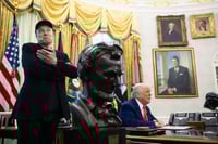 Imagen Donald Trump amenaza con retirar contratos a Elon Musk y este lo acusa de aparecer en archivos de Jeffrey Epstein