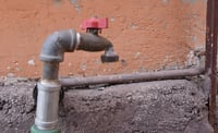 Simas Torreón Cuatro días sin agua en la colonia Centro de Torreón; vecinos exigen respuesta a Simas