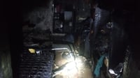 Imagen Dos incendios en Torreón dejan un hombre intoxicado y daños materiales