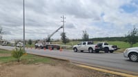 Imagen Viento derriba seis postes de concreto de la CFE, municipio descarta tornado