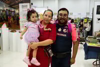 Diana Mireles, Atenea Candelas y José Candelas.