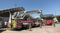 Imagen Entregan vehículos y equipos a Protección Civil de Torreón, además de donativos