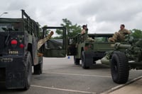 Imagen Donald Trump desafía protestas y clima con desfile militar en su cumpleaños