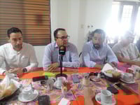 Imagen Empresarios y regidores se reúnen en Lerdo para fortalecer el desarrollo económico