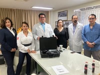 Imagen Club Rotario Torreón Centenario entrega tonómetro a Hospital Universitario