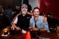 Salvador Fernández y Adriana Rivera.