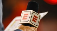 Legendario comentarista de ESPN anuncia su salida de la televisora