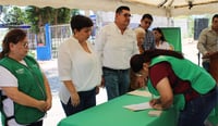 Imagen Instalan módulo para iniciar escrituración en colonia Los Nogales de San Pedro