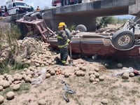 Imagen Volcadura de vehículo en la carretera a Mieleras deja cuatro heridos