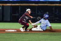Josh Stowers (d) se reencontró con los que hasta hace unas semanas eran sus compañeros en la presente temporada de la LMB. (Cortesía)
