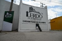 cortesía