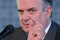 Imagen Hicimos lo que teníamos que hacer: Ebrard