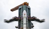 La India y la NASA ponen en órbita el satélite NISAR, el 'ojo' para vigilar la Tierra