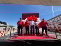 Imagen Colocan primera piedra de Tim Hortons en Parras de la Fuente