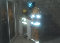 Imagen Bomberos controlan fuga de gas por cilindro en mal estado en Lerdo