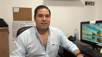 Imagen Conjuran huelga en Telmex: aceptan telefonistas 4.5% de aumento salarial