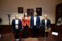 Imagen Homero Martínez y Susy Torrecillas anuncian entrega-recepción entre alcalde saliente y alcaldesa entrante