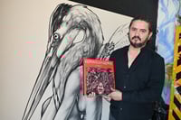 Román Eguía reúne una década de su obra pictórica en nuevo libro