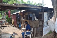 Imagen Evitando comparaciones con otros países, Inegi presenta reducción de pobreza con AMLO