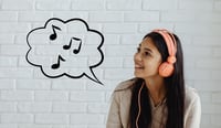 ¿Por qué algunas canciones se te pegan en la cabeza? La ciencia lo explica