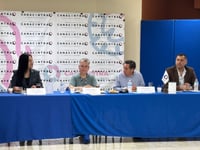 Imagen Industriales dialogan con autoridades fiscales en encuentro organizado por Canacintra Gómez Palacio