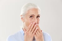 ¿Por qué huele mal la boca?