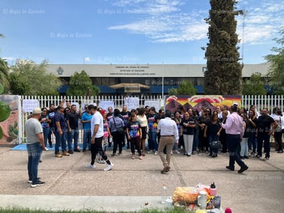 Toman Subsecretaría de Educación de Gómez Palacio para exigir destitución de titular de Educación Inicial