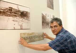 Alejandro Ahumada realizó una investigación acerca del tranvía que corría de Lerdo a Torreón. (Fotografías de Érick Sotomayor)