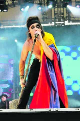 Moderatto recibe oro y platino por su disco