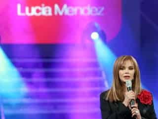 La actriz Lucía Méndez, durante la conferencia de prensa que ofreció, donde dio a conocer su reaparición en la telenovela 'Amor sin maquillaje', en el marco del 50 aniversario de las telenovelas en México. Notimex