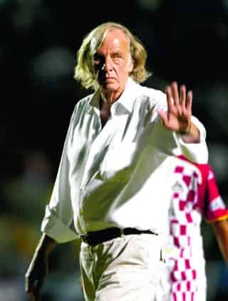 La salida del delantero Emanuel Villa propició la
Salida del “Flaco” Menotti de los Tecos de la UAG. (Jam Media)