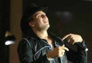 Aparece otro hijo de Valentín Elizalde