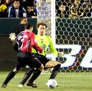 Jorge Daniel Achucarro, del Atlas, marcó en dos ocasiones ante San Luis. (EFE)