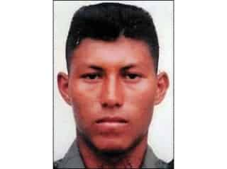 Detienen en Veracruz a Raúl Hernández Barrón, alias El Flander I', considerado uno de los principales sicarios del Cártel del Golfo y presunto asesino del cantante. (Cortesía PGR)