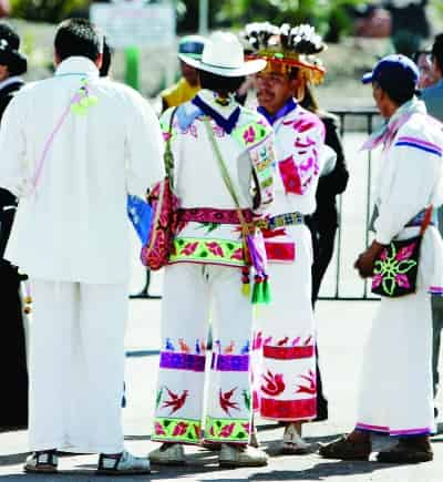 Gobernadores tradicionales del pueblo huichol  se concentrarán en un lugar sagrado ubicado en el municipio de Pueblo Nuevo, Durango.