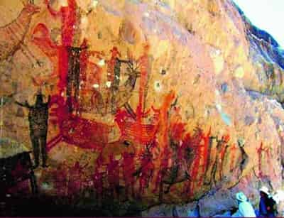 Las pinturas rupestres de la Cueva San Borjita, en Baja California Sur, podrían representar el ejemplo más antiguo de este tipo de manifestaciones plásticas producidas por el hombre prehistórico.