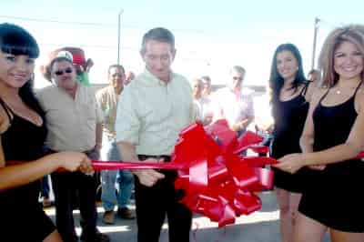 La tarde del miércoles 4 de junio fue inaugurada la primera gasolinera de la Sociedad Cooperativa Agropecuaria en Torreón.
