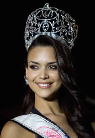 De ganar, Elisa Nájera sería la segunda mexicana en alcanzar el codiciado cetro. (AP)