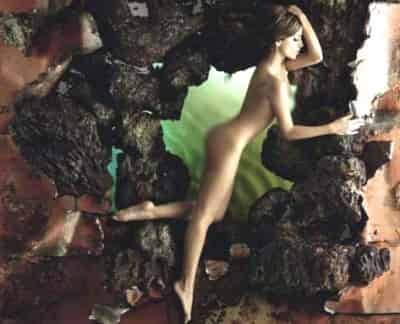 Monica Cruz, posó desnuda para la revista 'Elle' de España, en la edición especial ecológica sobre el agua. (Cortesía ELLE)