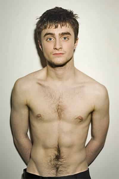 Daniel Radcliffe reveló que en una escena de la próxima cinta de Harry Potter, no llevará calzoncillos. 