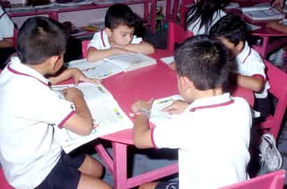 Alumnos de preescolar y primaria recibirán paquetes escolares a partir de este lunes, en La Laguna de Durango.